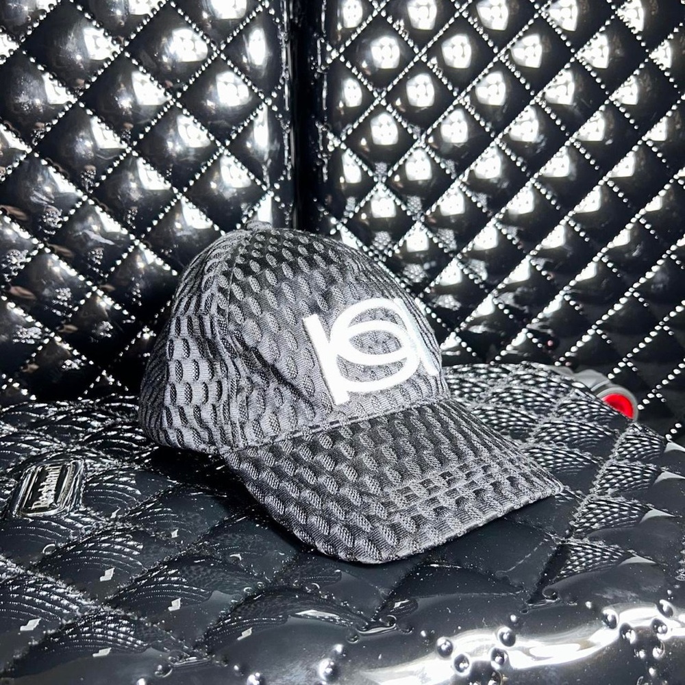 BeBe sport workout cap